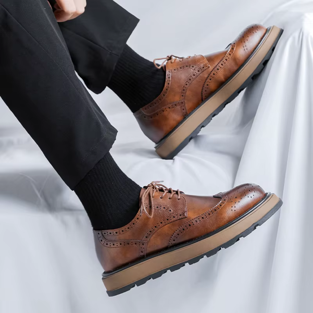 Heritage Brogue Oxford Shoes For Men | Maxwell